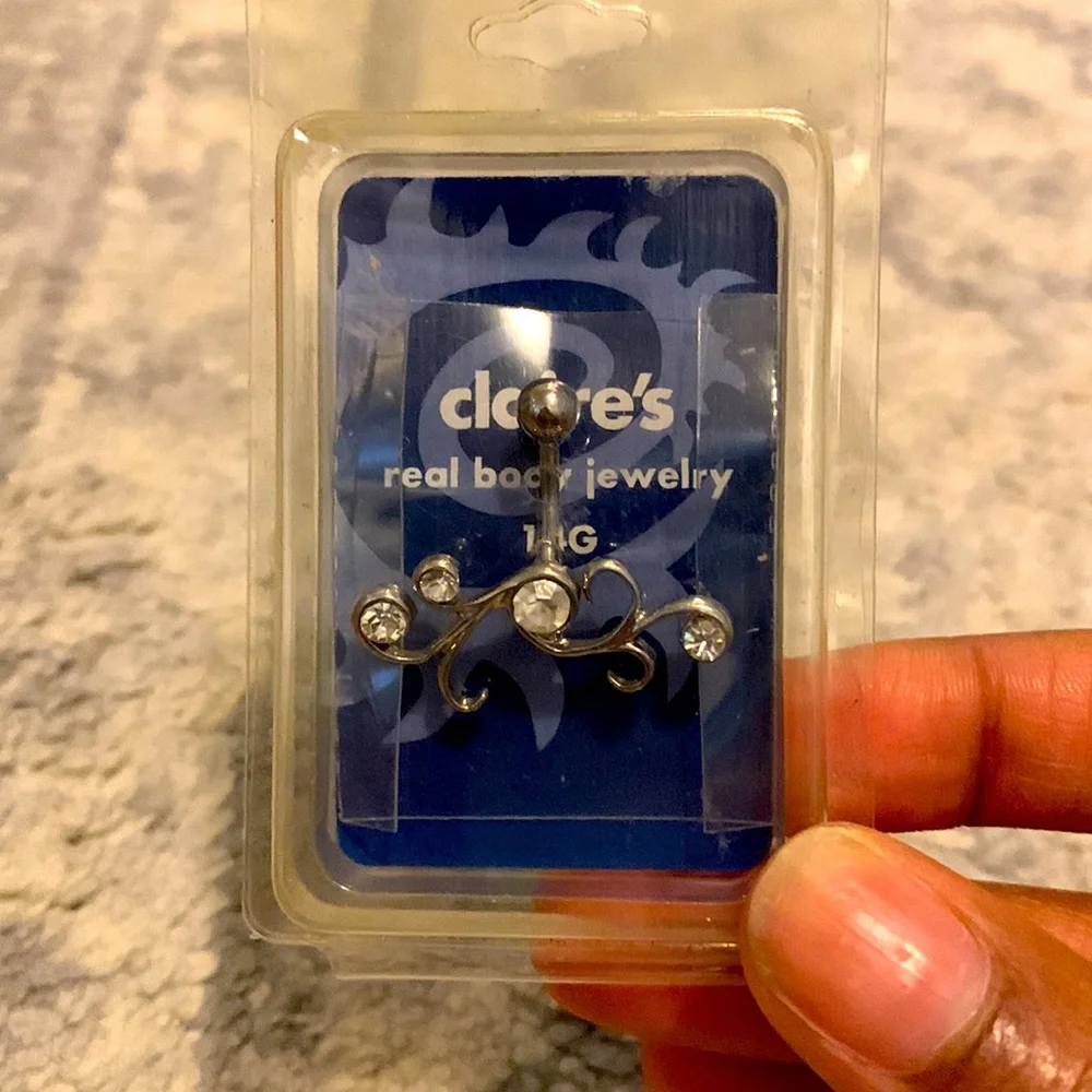 Belly Button Ring - Picture 1 of 2
